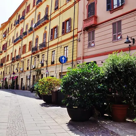 Vakantiehuis Via Sulis 61 *